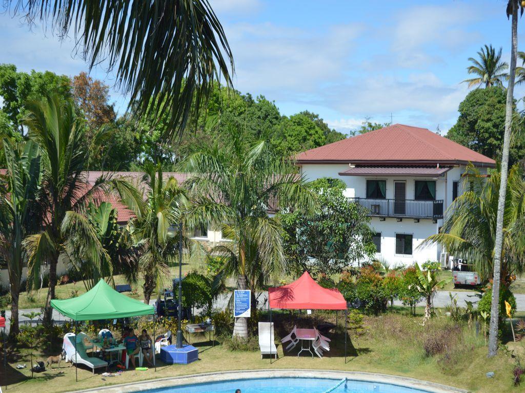 Phil Oasis Hotel & Resort Silang Exteriér fotografie