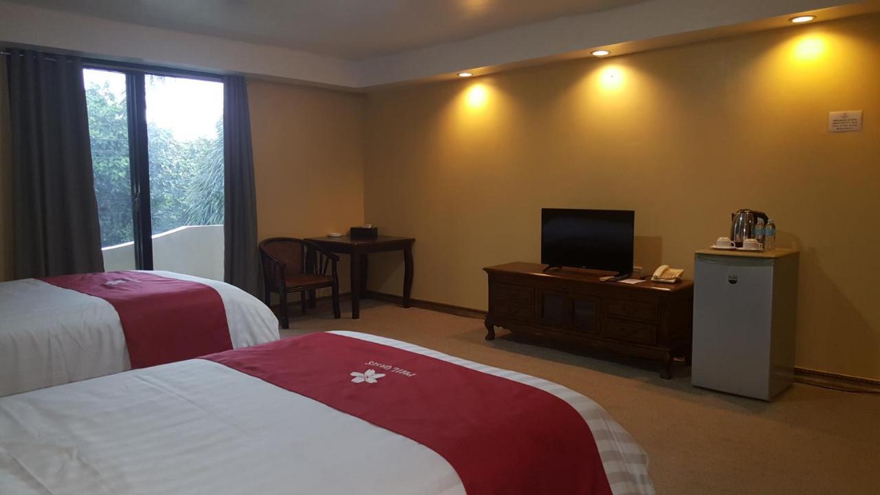 Phil Oasis Hotel & Resort Silang Exteriér fotografie
