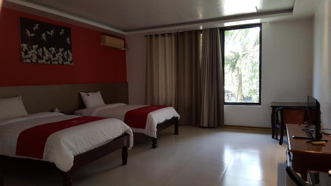 Phil Oasis Hotel & Resort Silang Exteriér fotografie