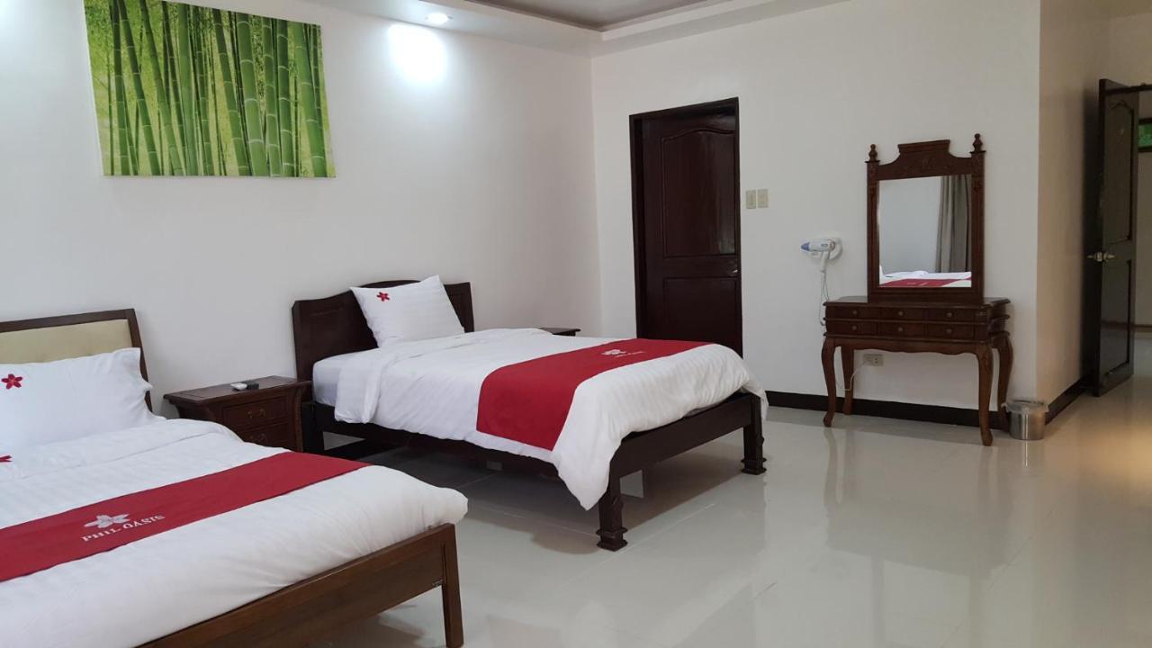 Phil Oasis Hotel & Resort Silang Exteriér fotografie